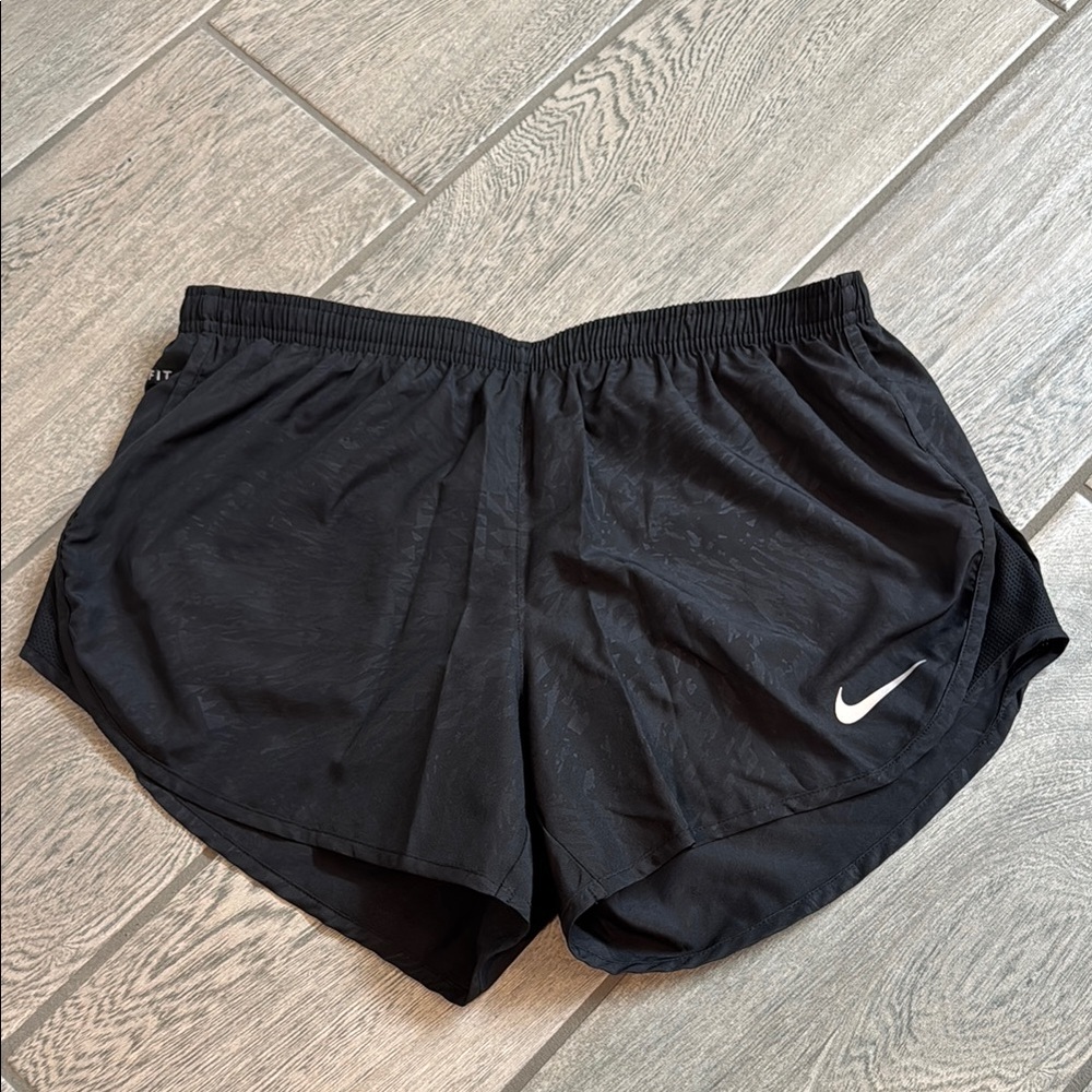Nike Dri-Fit Running Shorts - Black - Medium